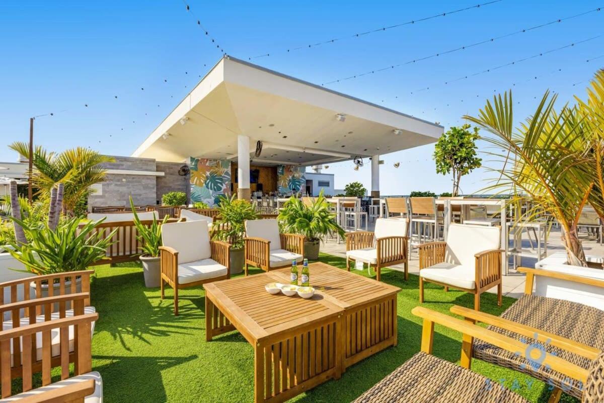 Rooftop Pool & Hot Tub - Gym - Hollywood Beach Exterior foto